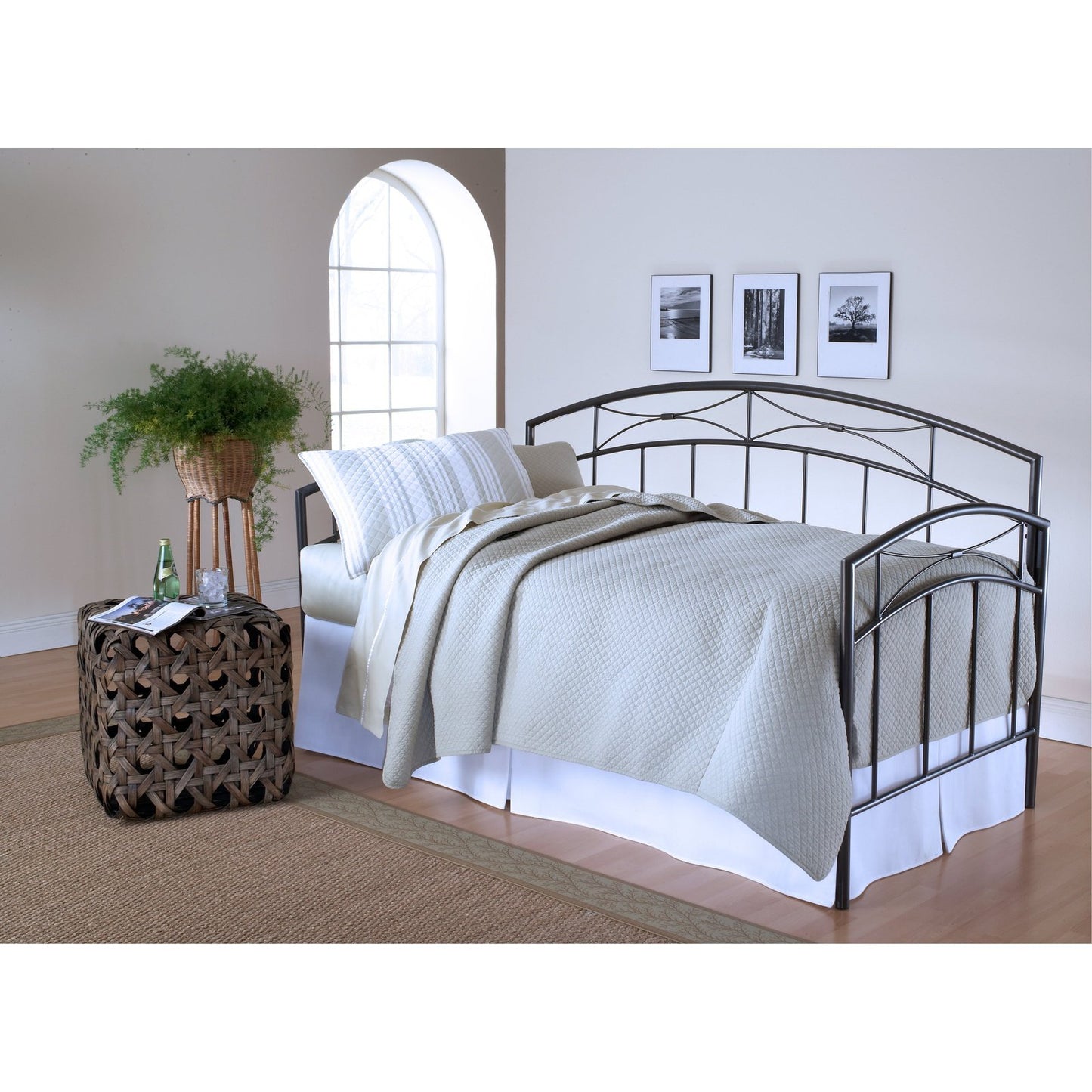 Hillsdale Furniture Morris Metal Twin Daybed, Magnesium Pewter