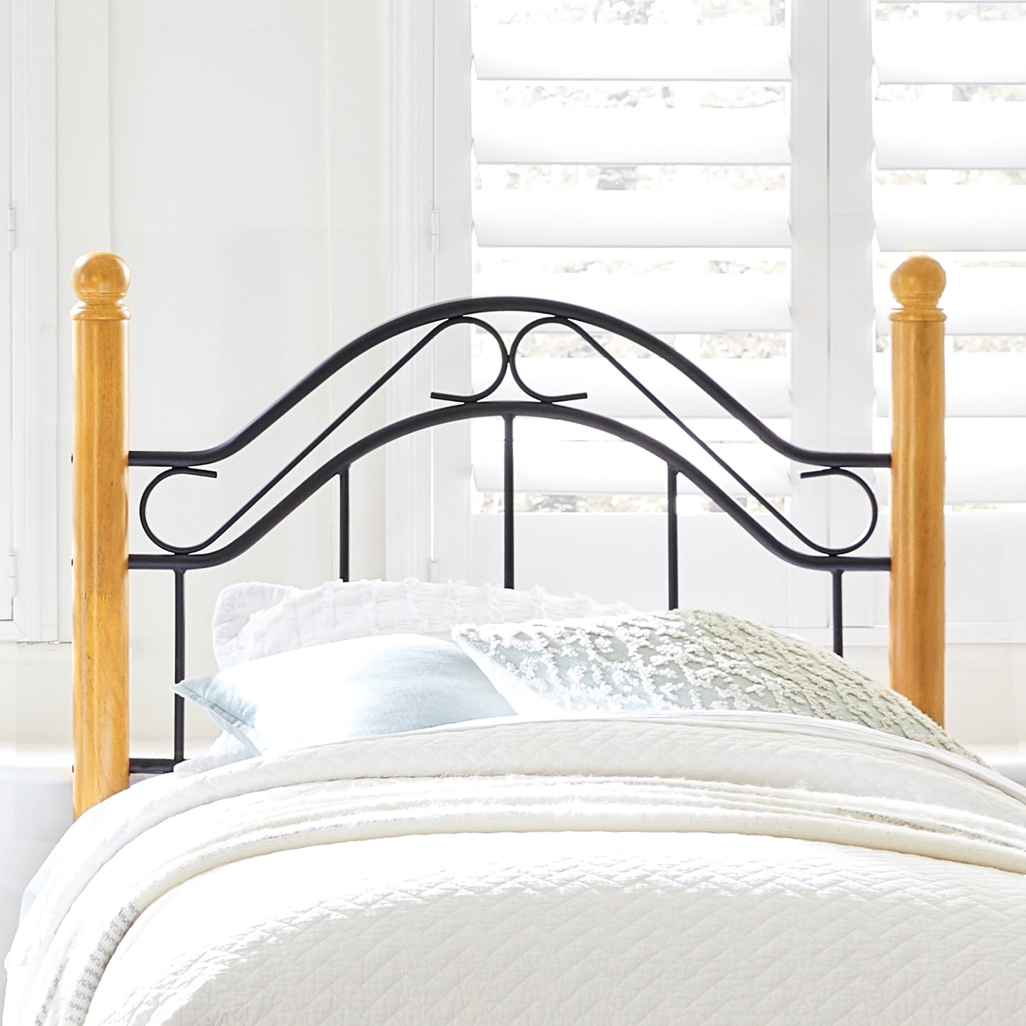 Hillsdale Furniture Winsloh Twin Metal Headboard with Oak Wood Posts without Frame, Black