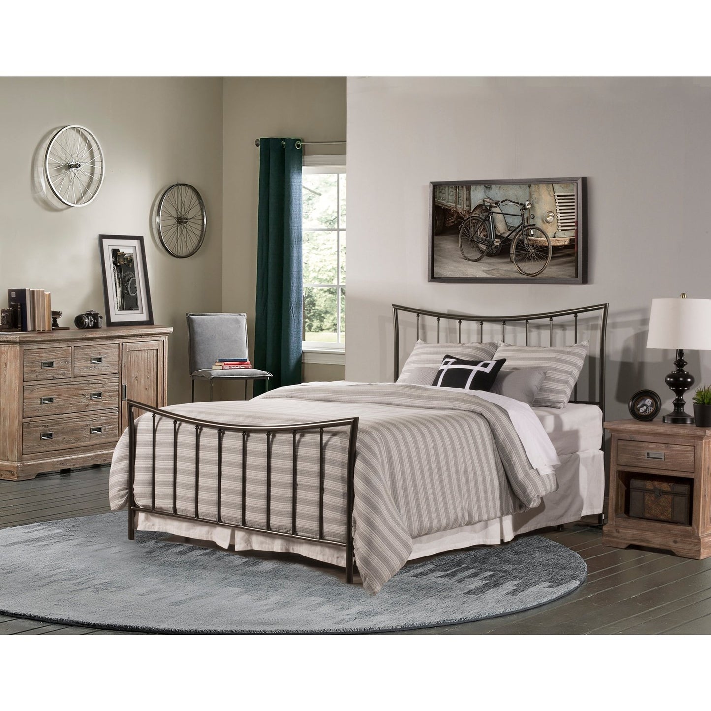 Hillsdale Furniture Edgewood King Metal Bed, Magnesium Pewter