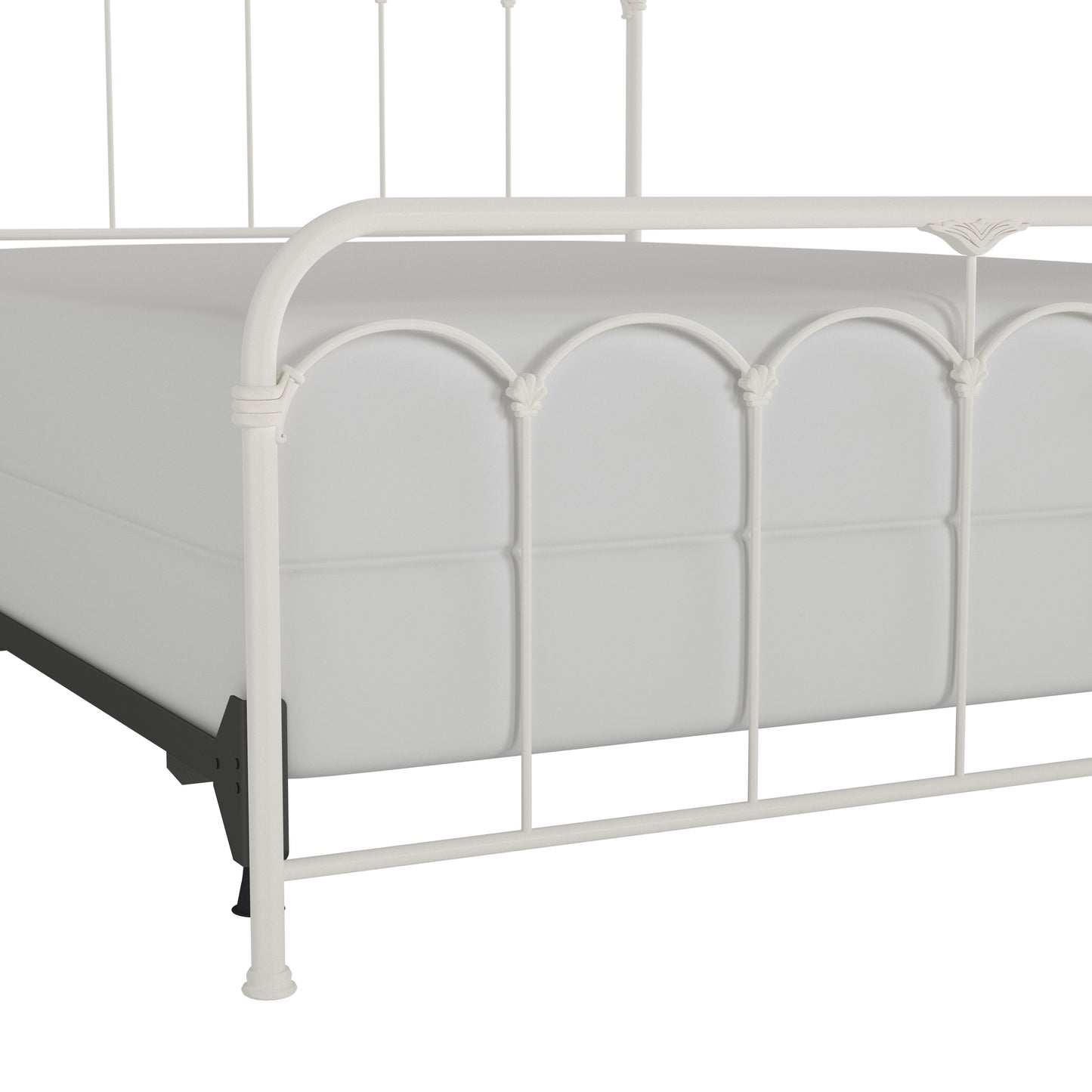 Hillsdale Furniture Jocelyn Queen Metal Bed, Soft White