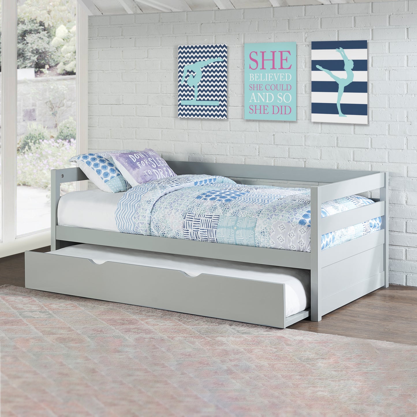 Hillsdale Kids and Teen Caspian Daybed with Trundle, Gray