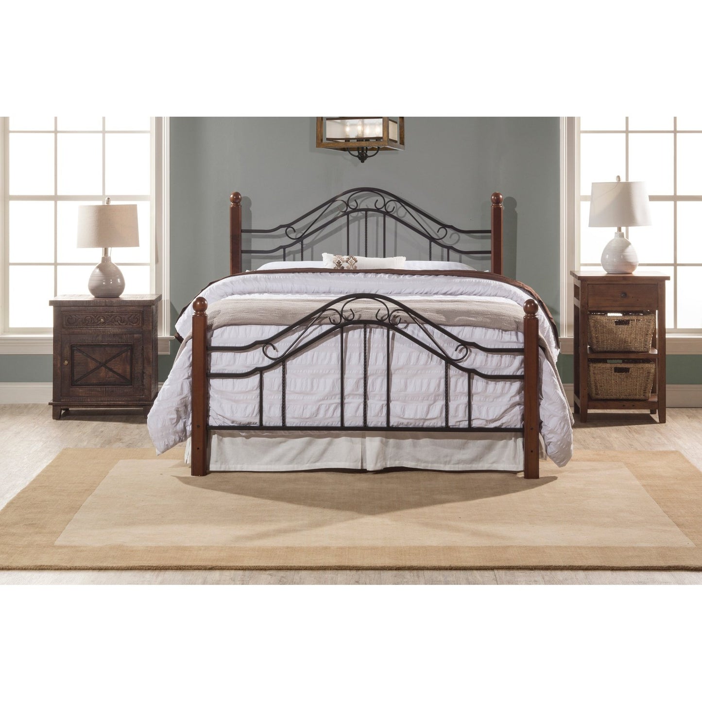 Hillsdale Furniture Madison Queen Metal Bed and Cherry Wood Posts, Textured Black