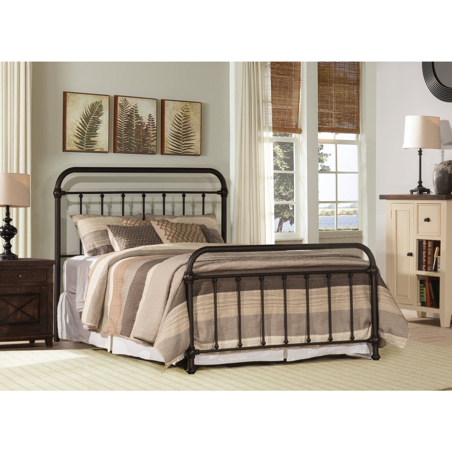 Hillsdale Furniture Kirkland Metal Queen Bed, Dark Bronze