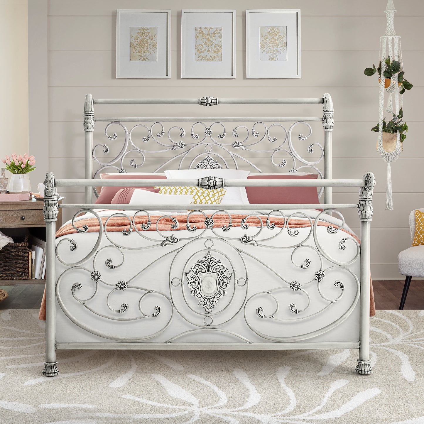 Hillsdale Furniture Mercer Queen Metal Sleigh Bed, Brushed White