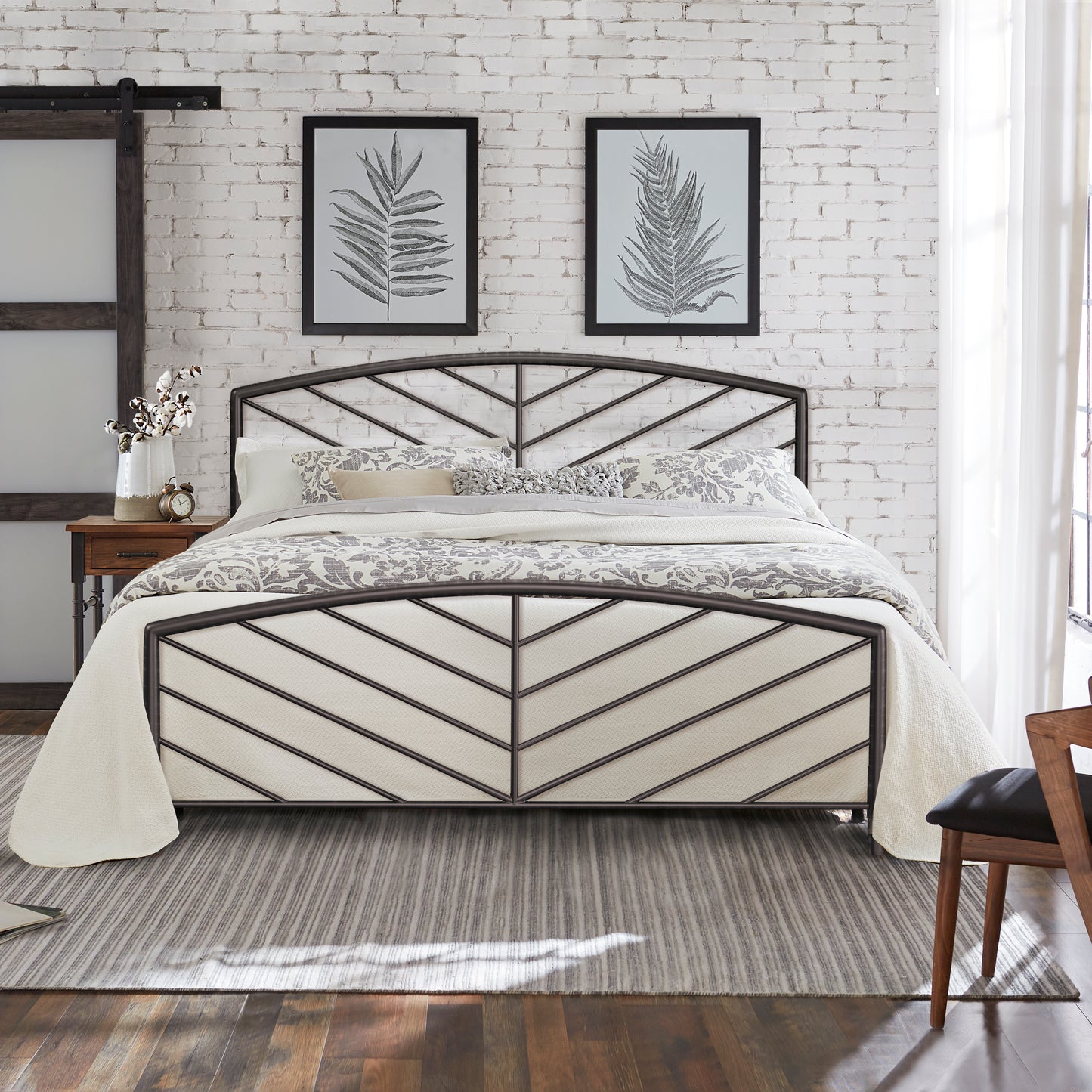 Hillsdale Furniture Essex Metal King Bed, Gray Bronze